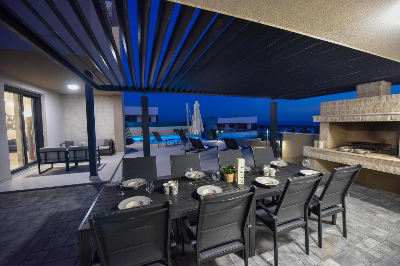 נובליה Villa Sara - Private Infinity Pool מראה חיצוני תמונה