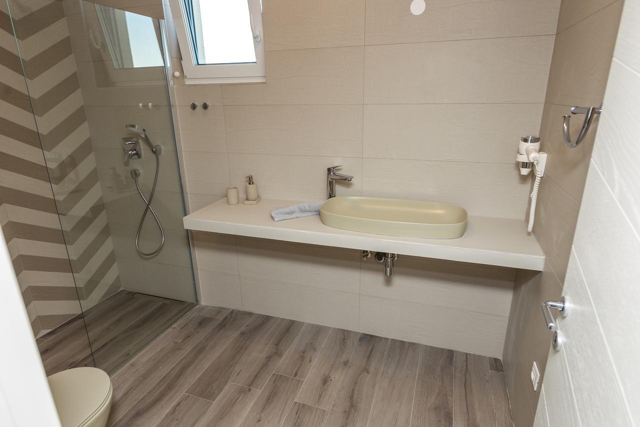 נובליה Villa Sara - Private Infinity Pool מראה חיצוני תמונה