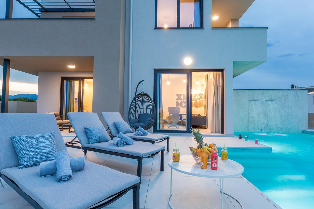 נובליה Villa Sara - Private Infinity Pool מראה חיצוני תמונה